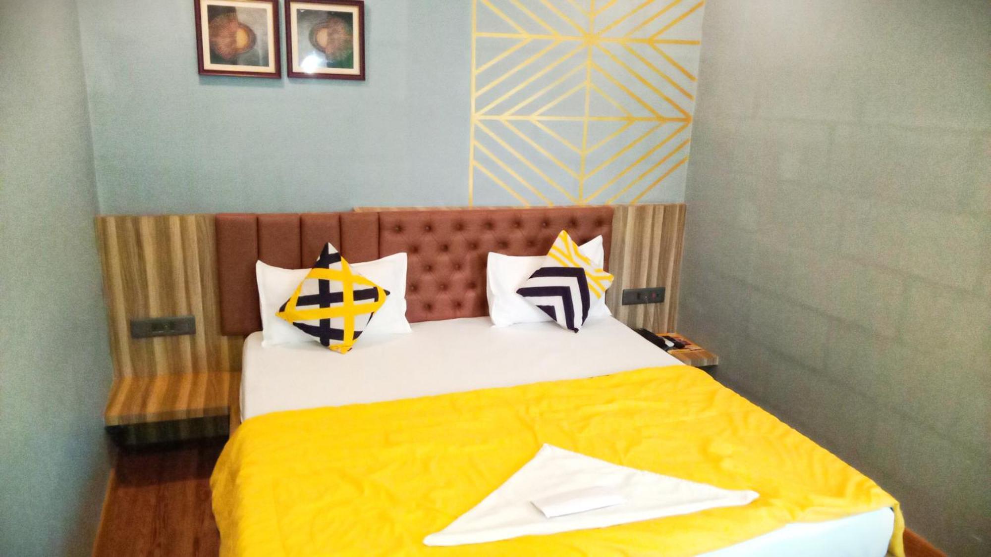 The Promise Hotel And Resort Tajpur Rom bilde